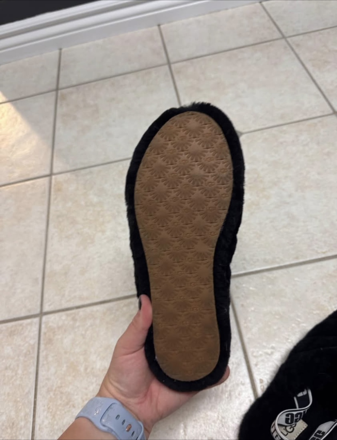 UGG K Fluff Yeah Slide - Black - Size 5 - photo 3