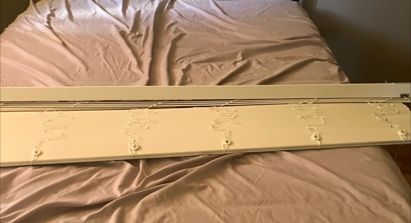 White Window Blind 61 inches wide image indicator(4)