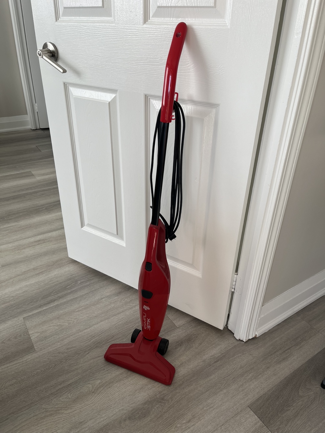 Dirt Devil Simpli-Stik Red Vacuum