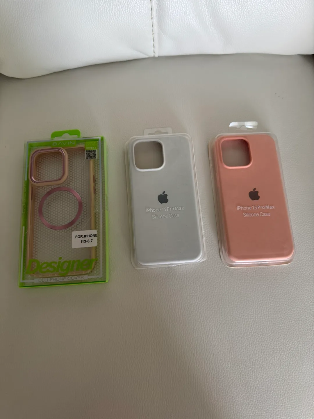 iPhone 15 Pro Max Silicone Cases image indicator(3)