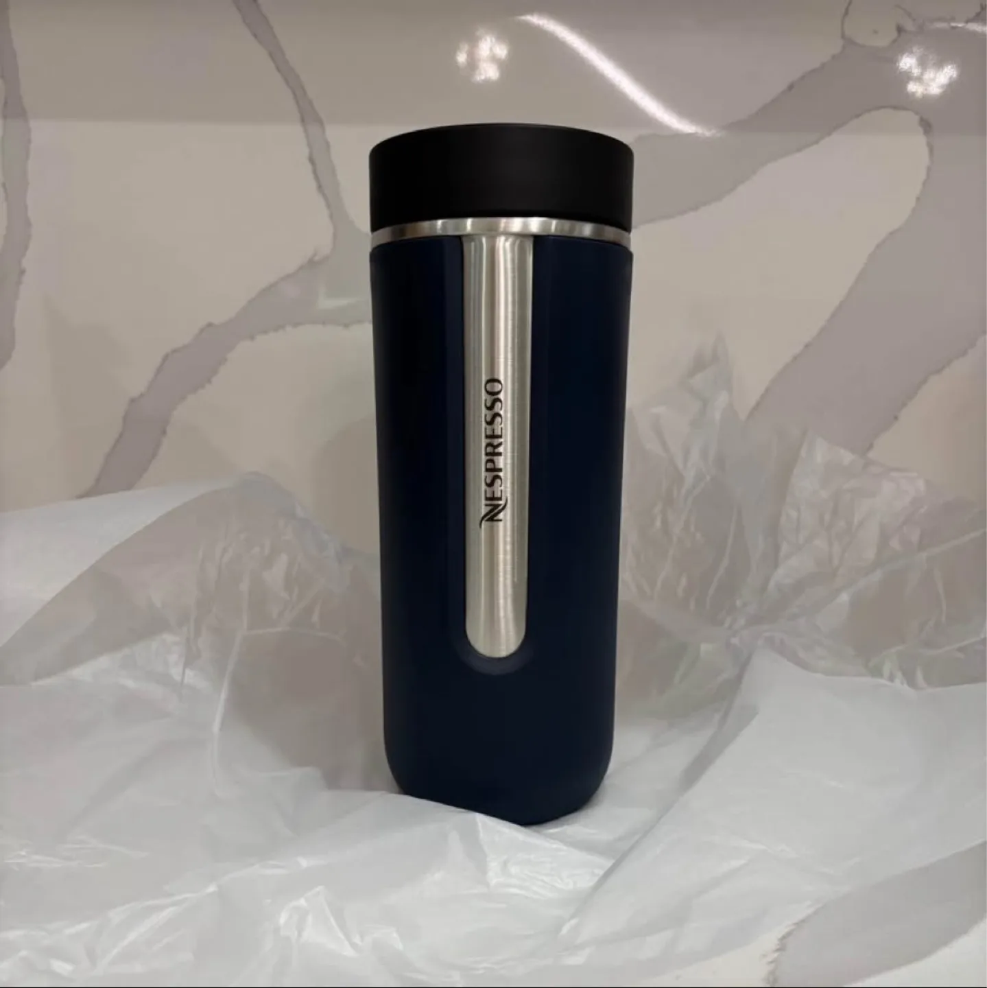 Nespresso Travel Mug — Midnight Blue, Large image indicator(2)