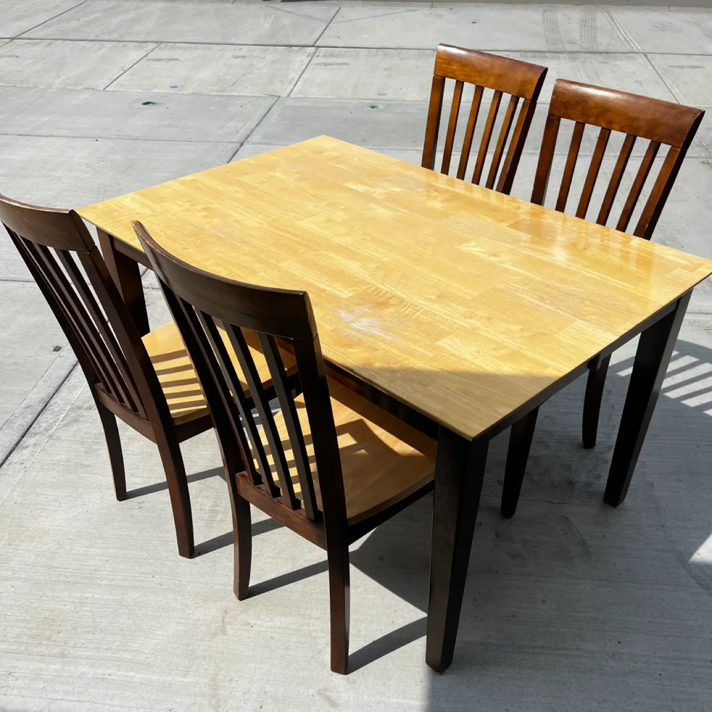Dining Table with 4 Chairs thumbnail