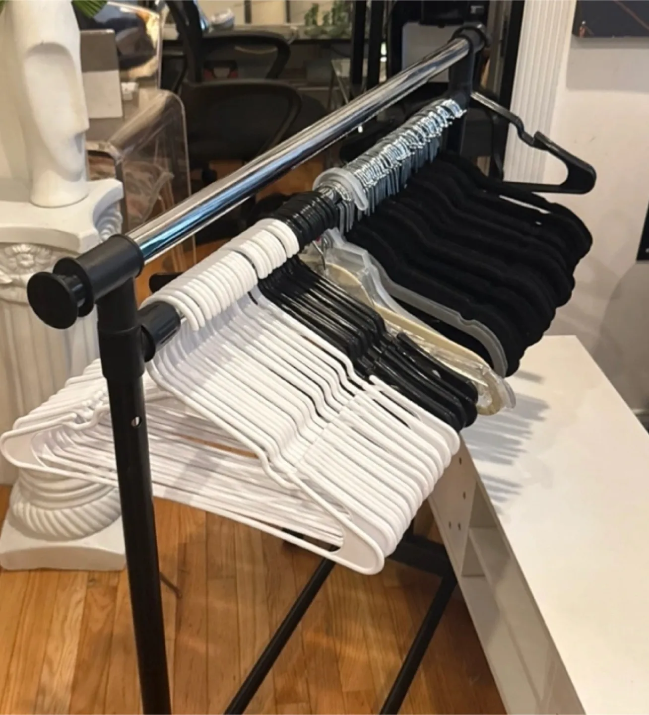 Hangers thumbnail