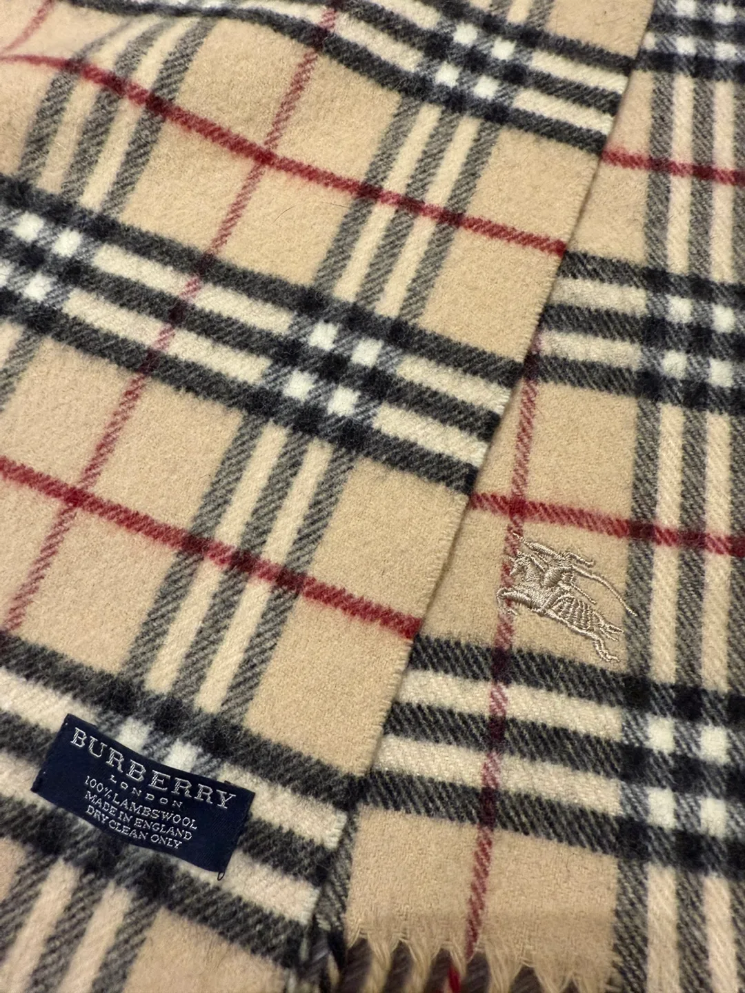 Burberry London 100% Lambswool Scarf made in England image indicator(2)