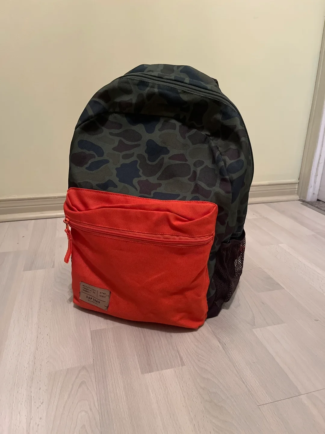 Gap Kids Camo Backpack thumbnail