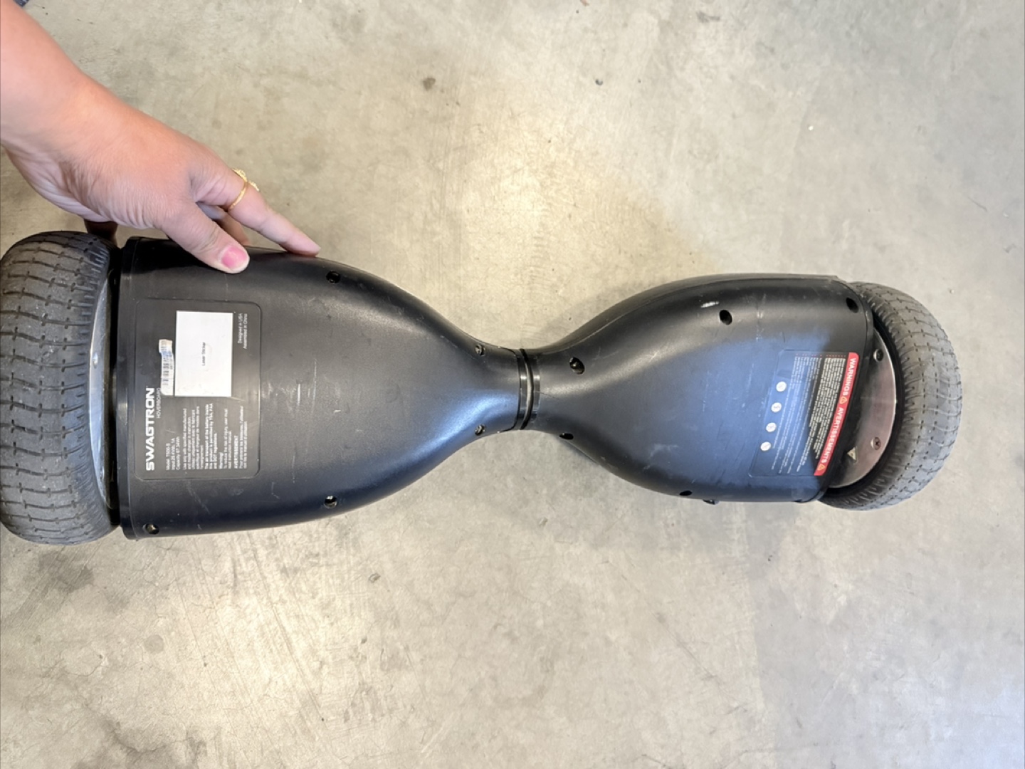 Swagtron Hoverboard - photo 2