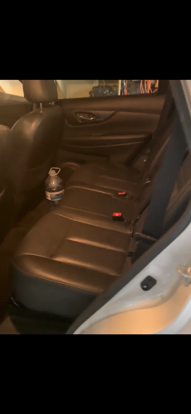 2015 Nissan Rogue SL AWD SOLD image indicator(4)