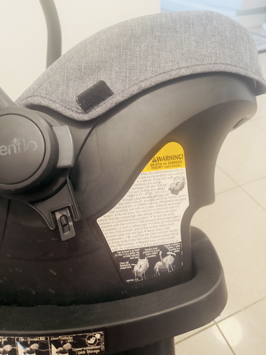 Evenflo Infant Car Seat - photo 3