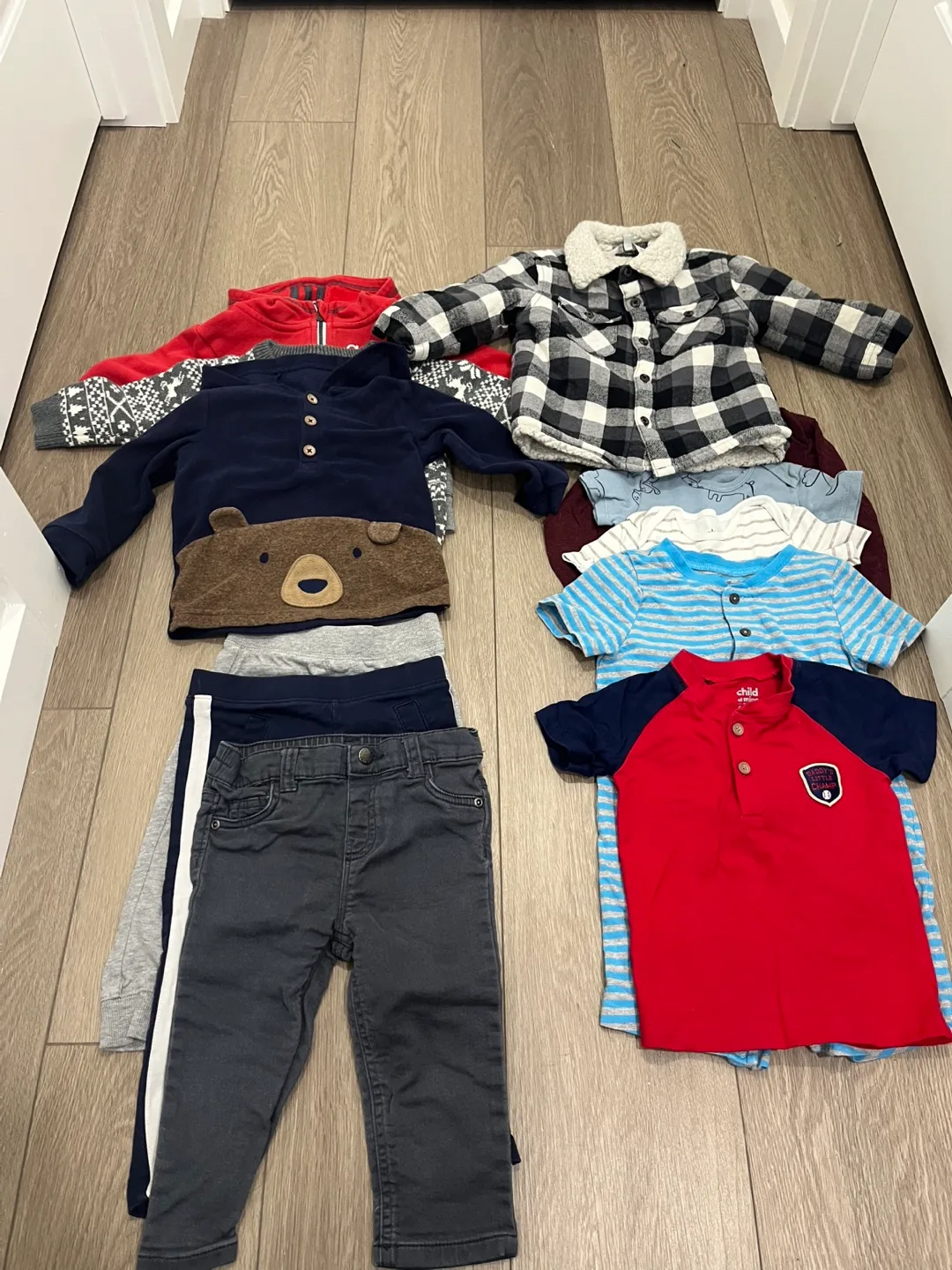 Baby/Toddler Clothes Bundle 18 months thumbnail