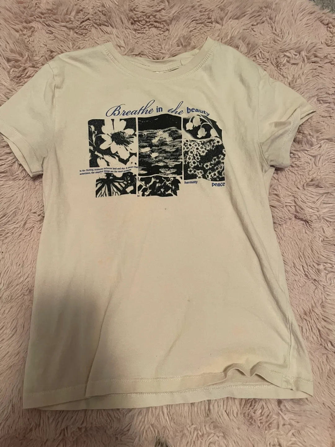 Streetwear Society Graphic Tee - Size Small thumbnail
