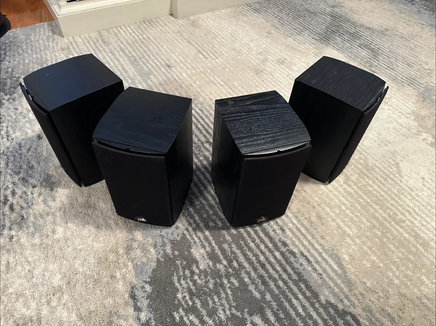 PSB Speakers Image B4/.  4sprakers image indicator(3)