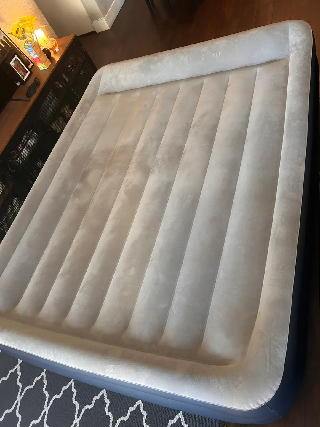 Intex DuraBeam Plus Comfort 14" Queen Air Mattress w/ USB Pump thumbnail