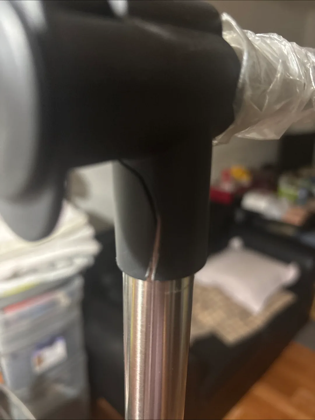 Adjustable Garment Rack - Silver & Black image indicator(3)