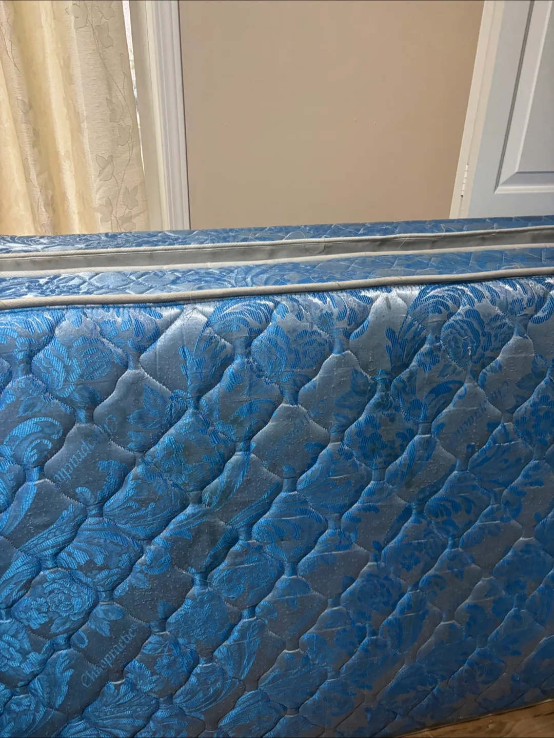 Twin Chiropractic Mattress - Blue thumbnail