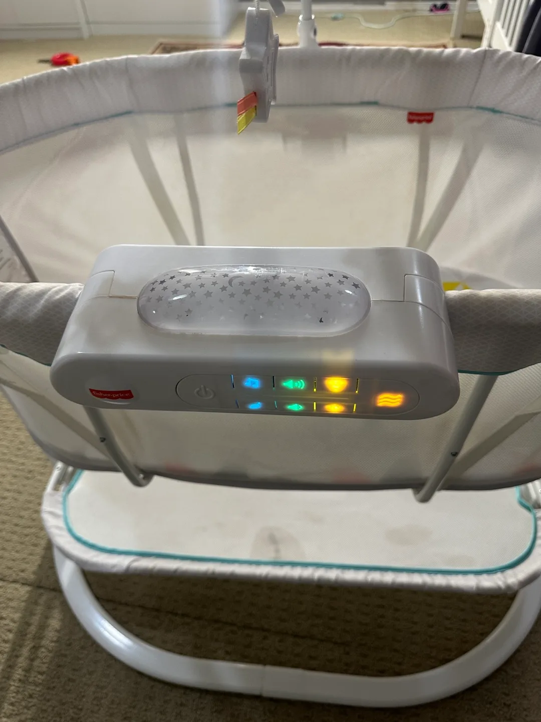 Fisher-Price Auto Rock 'n Play Sleeper image indicator(2)