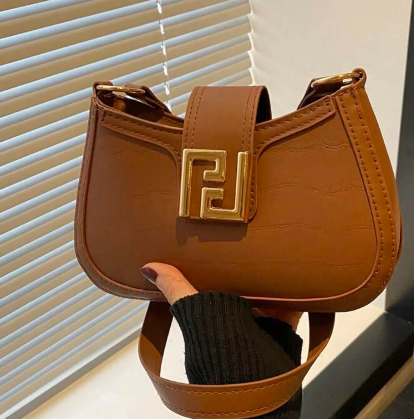 New Brown under the Shoulder Bag thumbnail