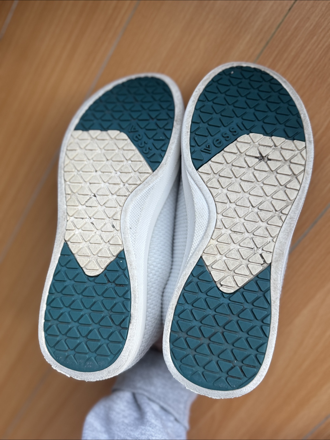Vessi Weekend White Women's Size 7 - photo 5