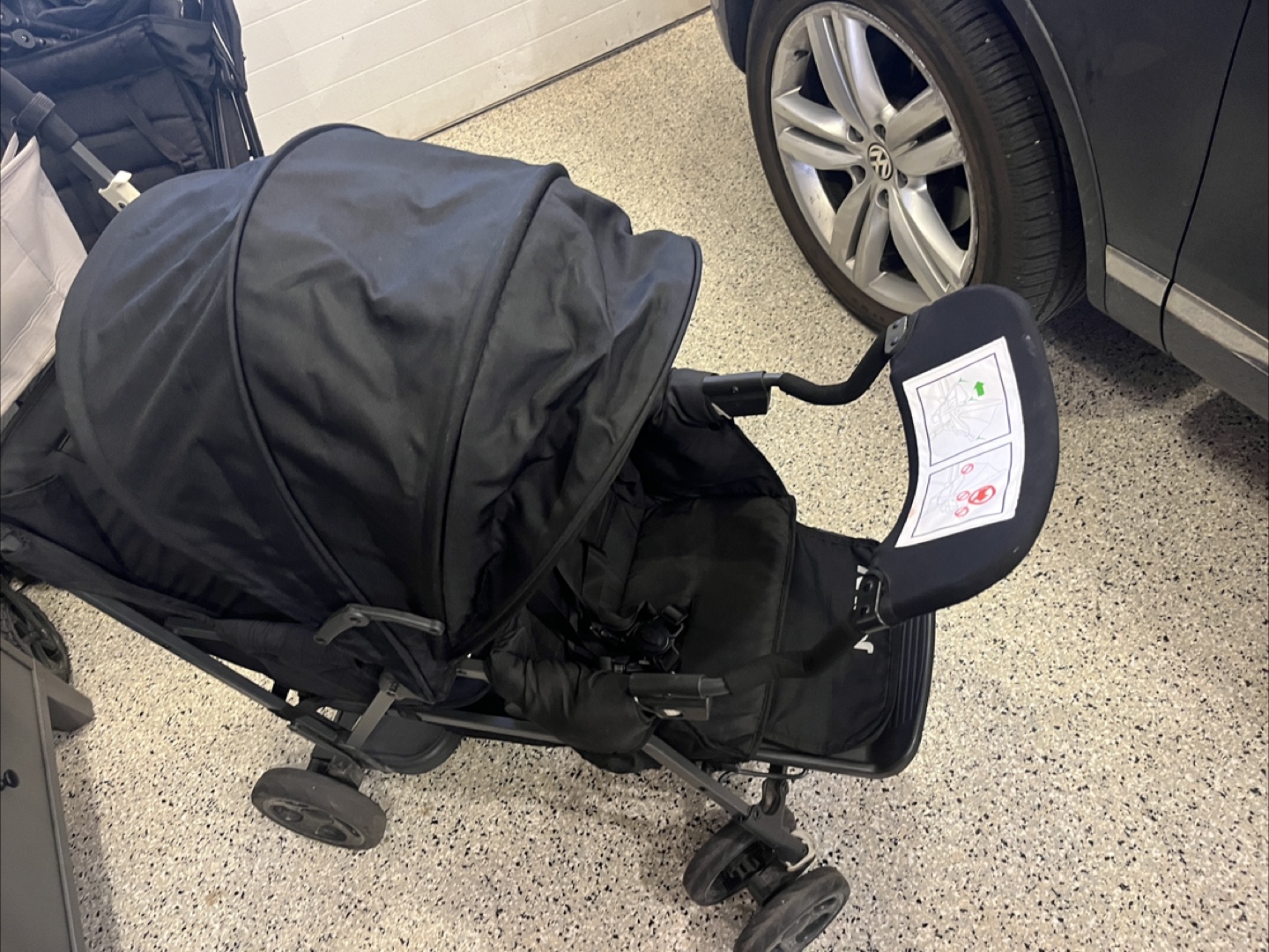 Double Stroller, Joovy 8147 Caboose Stand on Tandem Stroller - photo 5