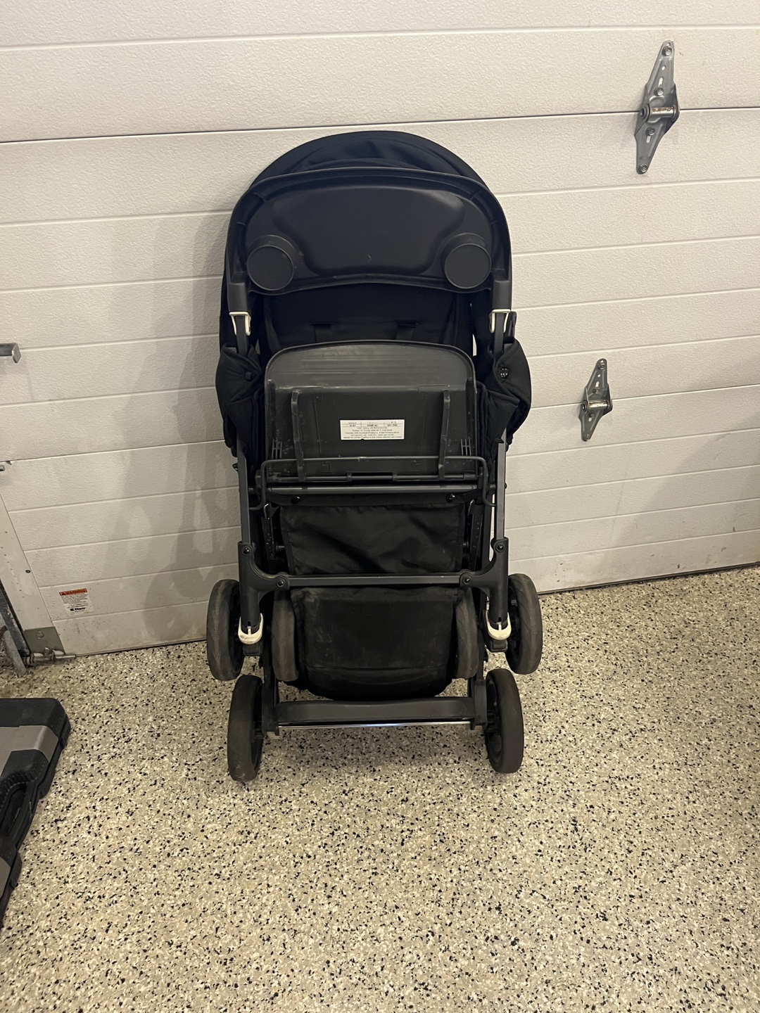 Double Stroller, Joovy 8147 Caboose Stand on Tandem Stroller - photo 3