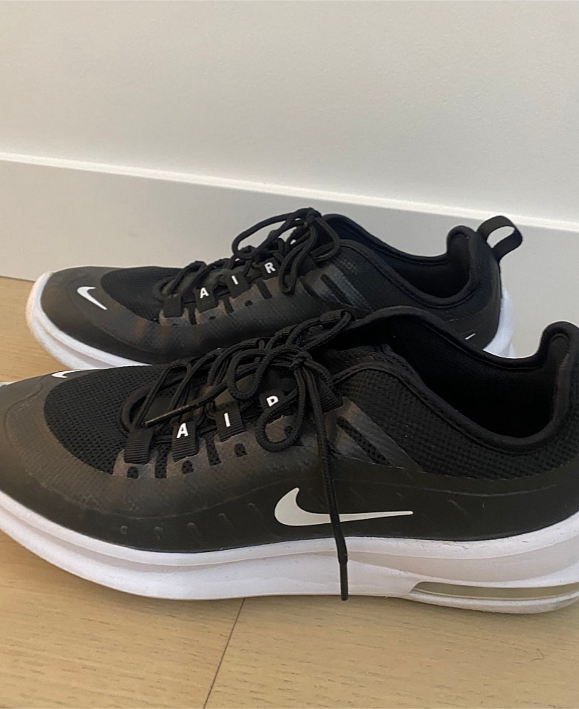Nike Air Max Axis Black US 9.5