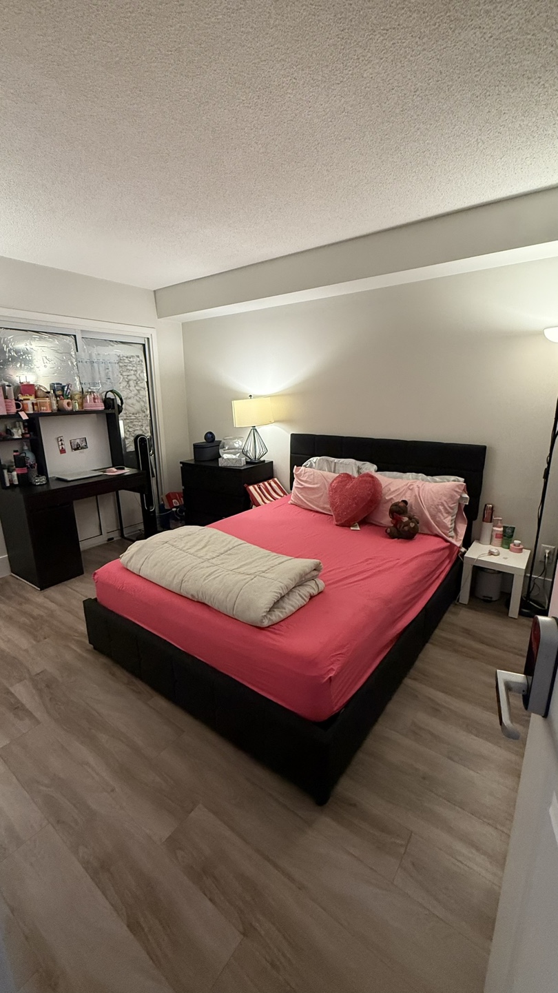Queen size Bed frame - photo 3