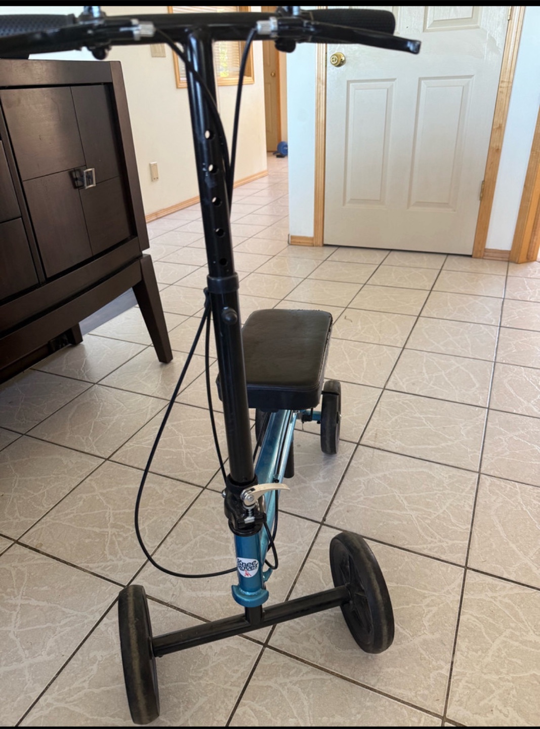 KneeRover Knee Walker - photo 2