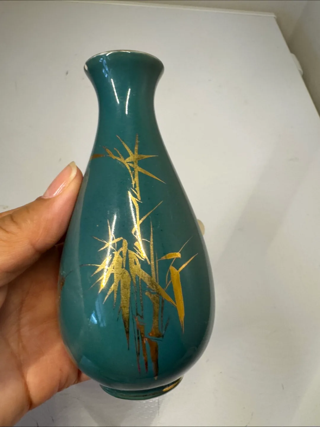 🇨🇦🍁Small Teal Vase with Gold Bamboo Design thumbnail