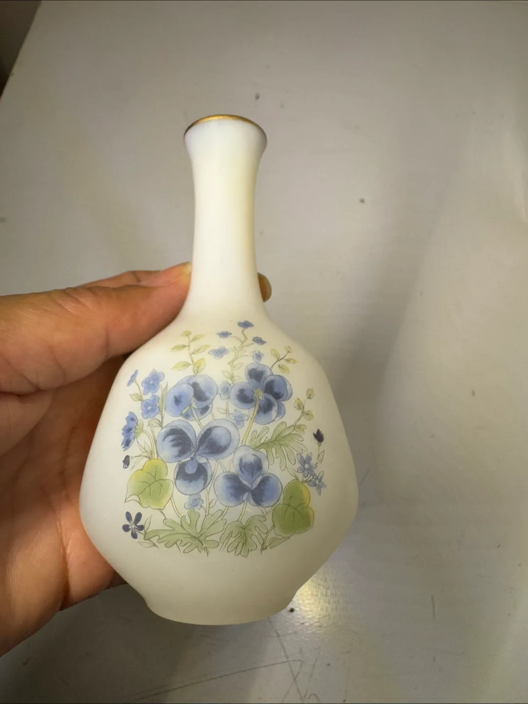 🇨🇦🍁Vintage Japanese Floral Vase thumbnail