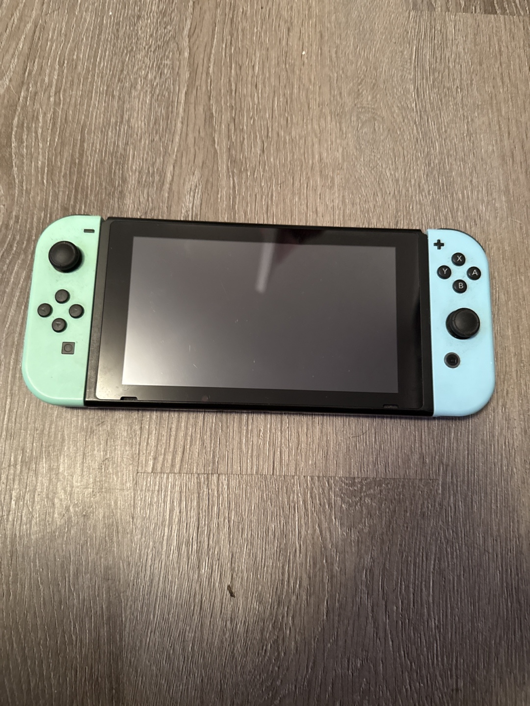 Nintendo Switch, animal crossing game included & pro controller - photo 2