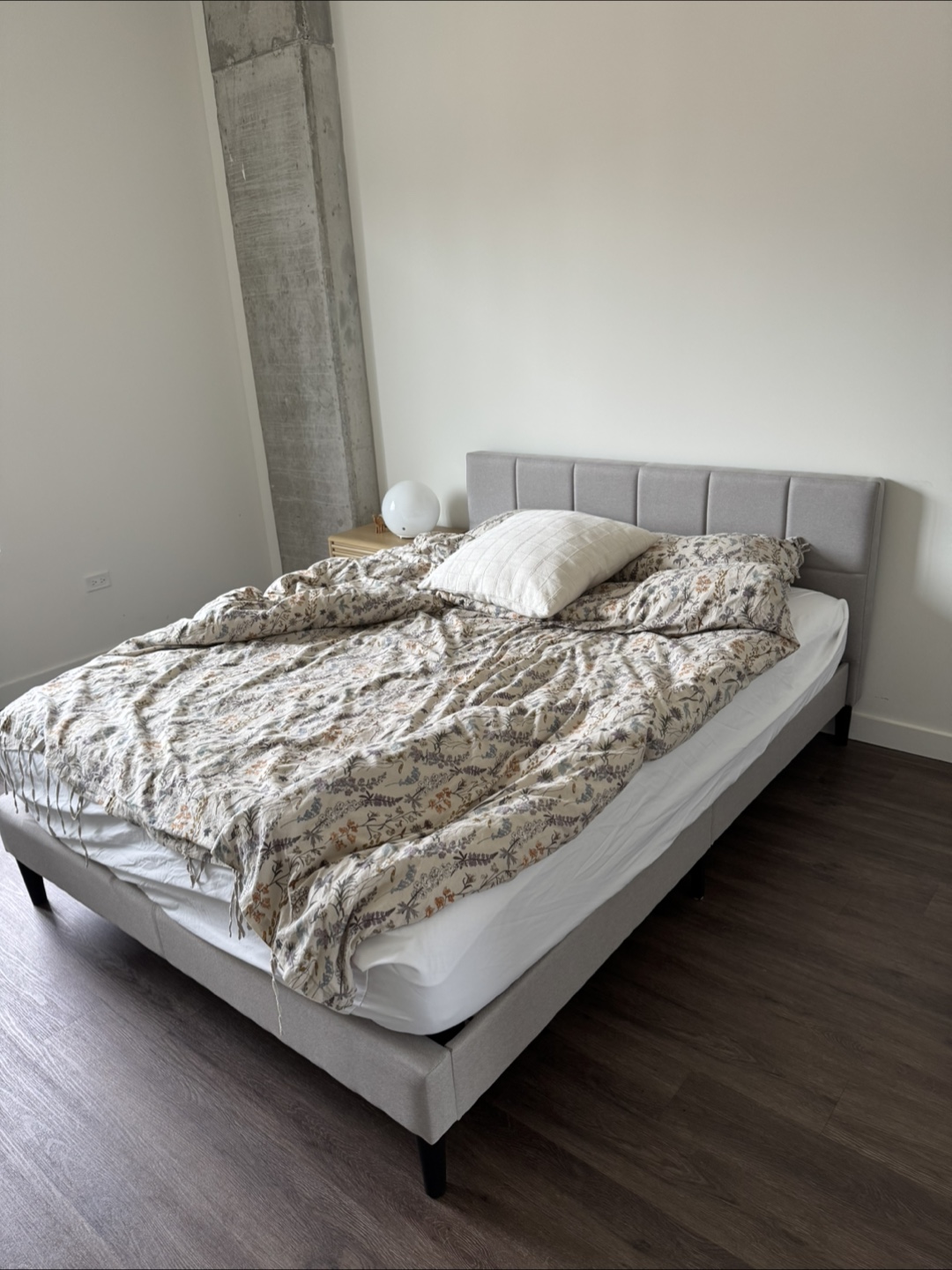 ‘Latitude Run’ Queen Platform Bed
