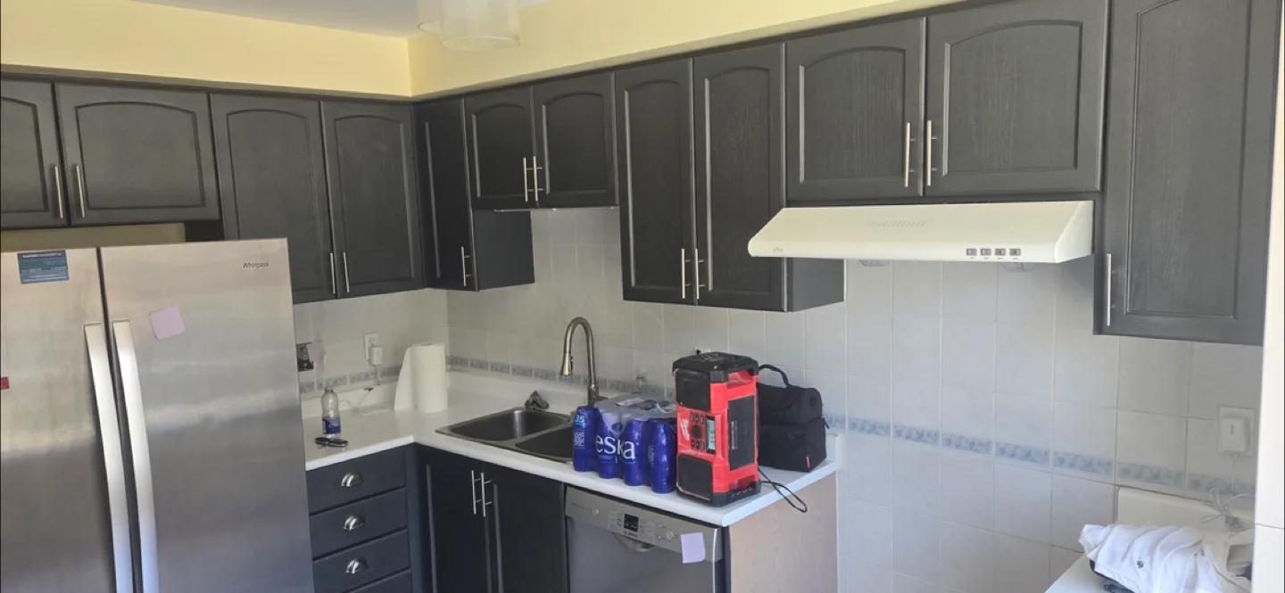 Modern Kitchen thumbnail