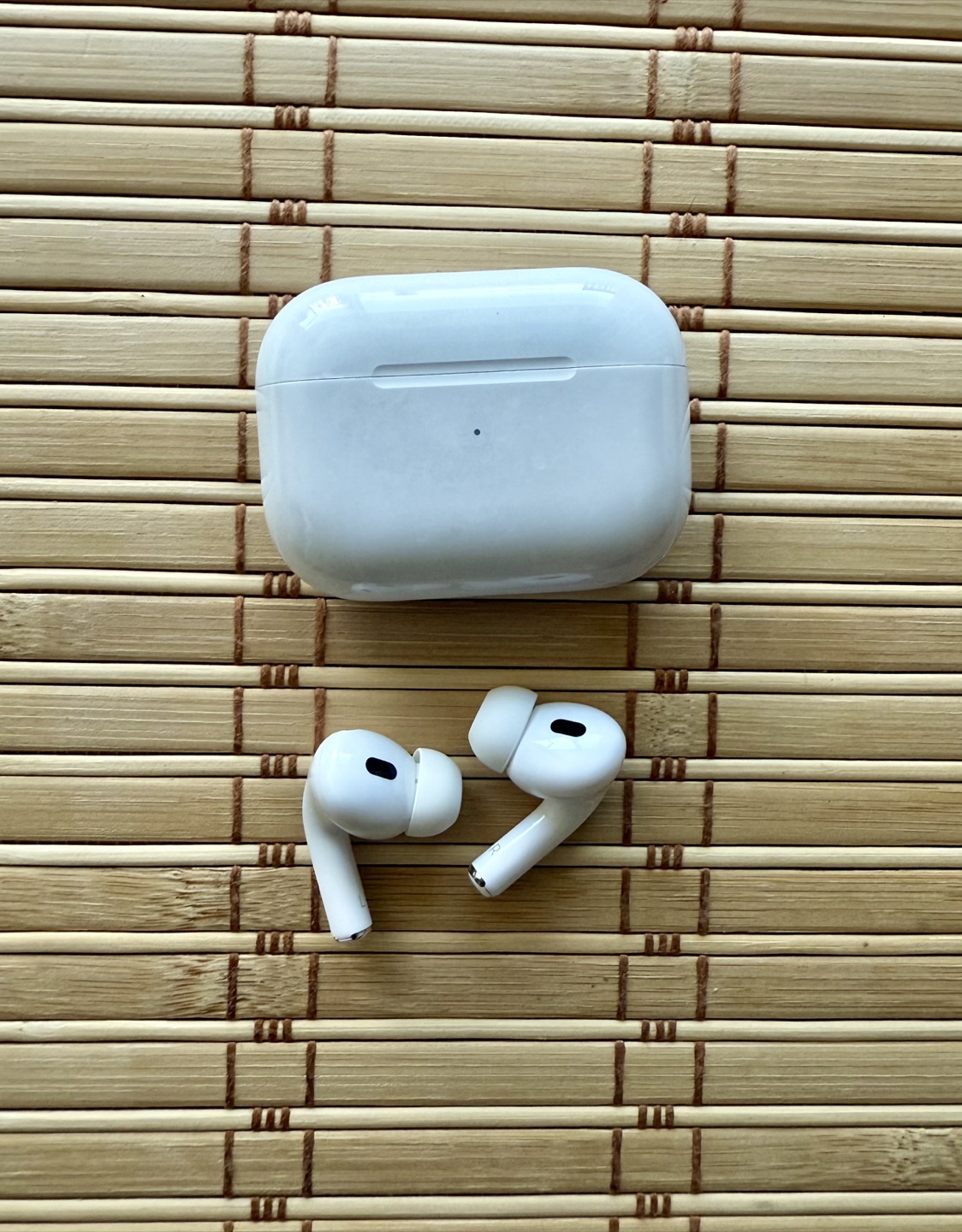New Apple AirPods Pro (2nd generation)