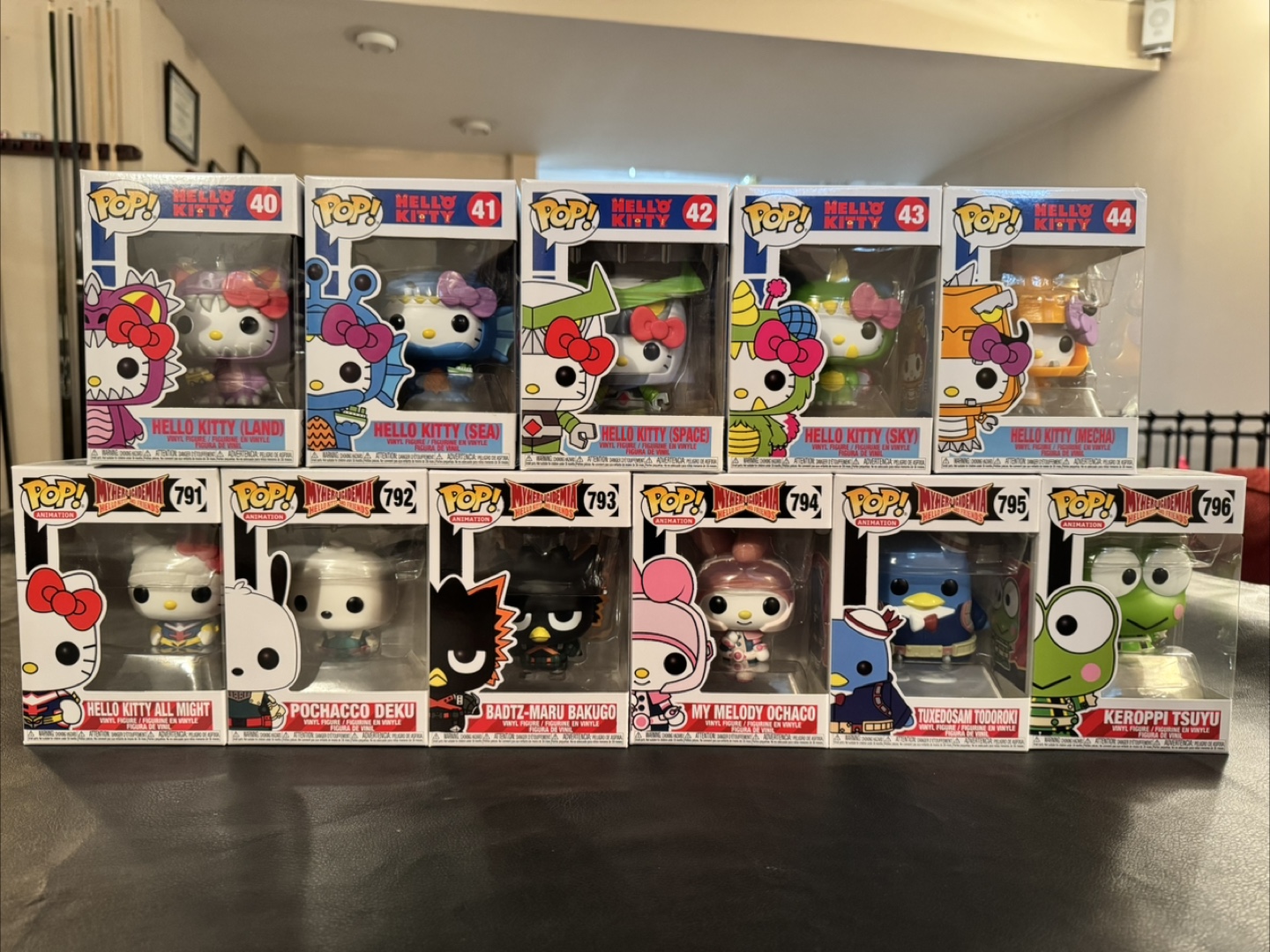 Funko Pop! Hello Kitty Kaiju & My Hero Academia Collection - photo 2