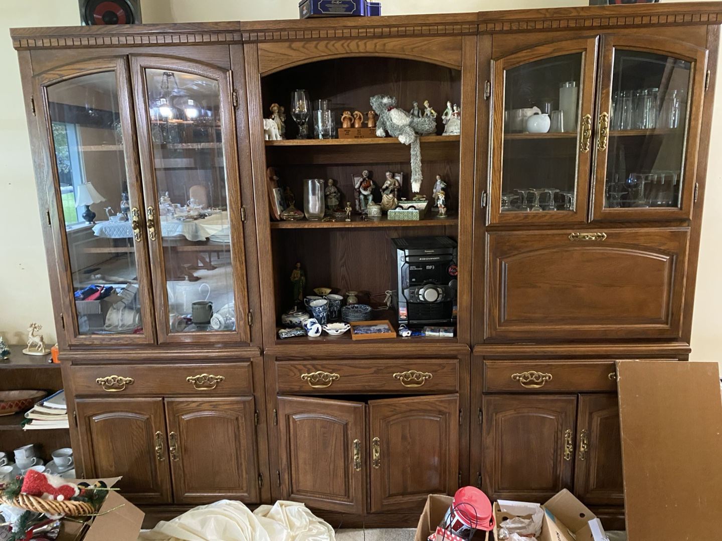 Wooden Wall Unit/China Cabinet