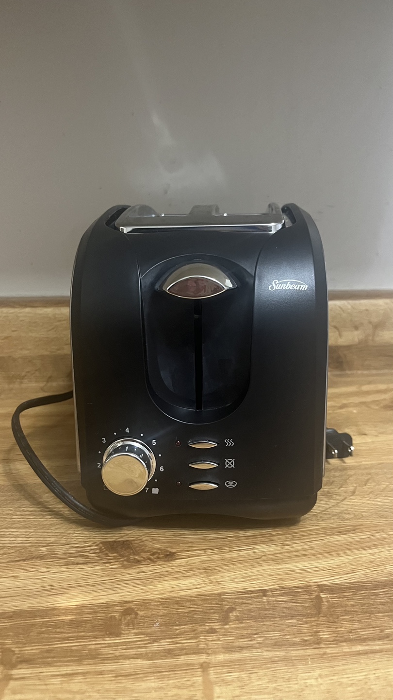 Sunbeam 2-Slice Toaster - Black & Silver