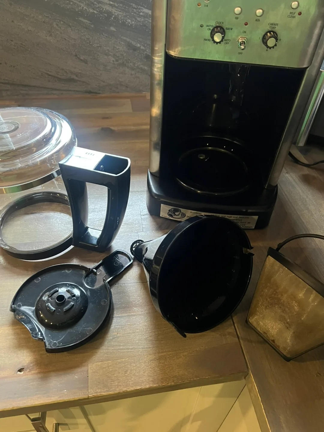 Cuisinart ®️ 12 Cup Coffee Maker image indicator(2)