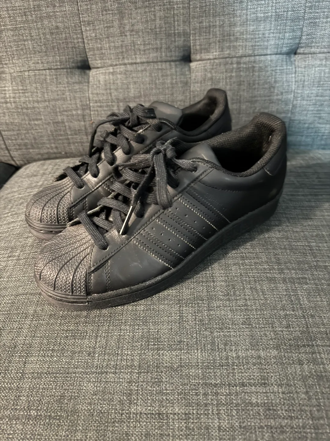 Adidas Superstar size 6 US thumbnail