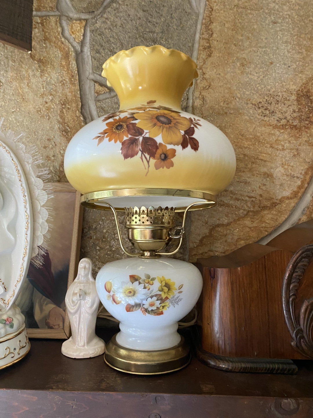 Vintage Floral Hurricane Lamp