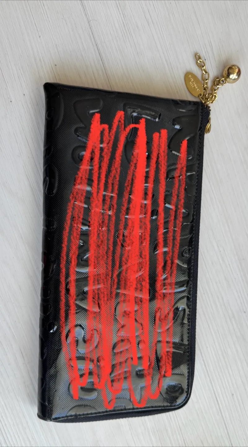 Black Checkered Tote Bag and wallet image indicator(3)