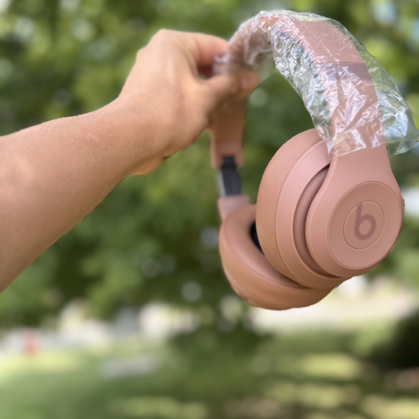 Wireless Headphones - Matte Gold