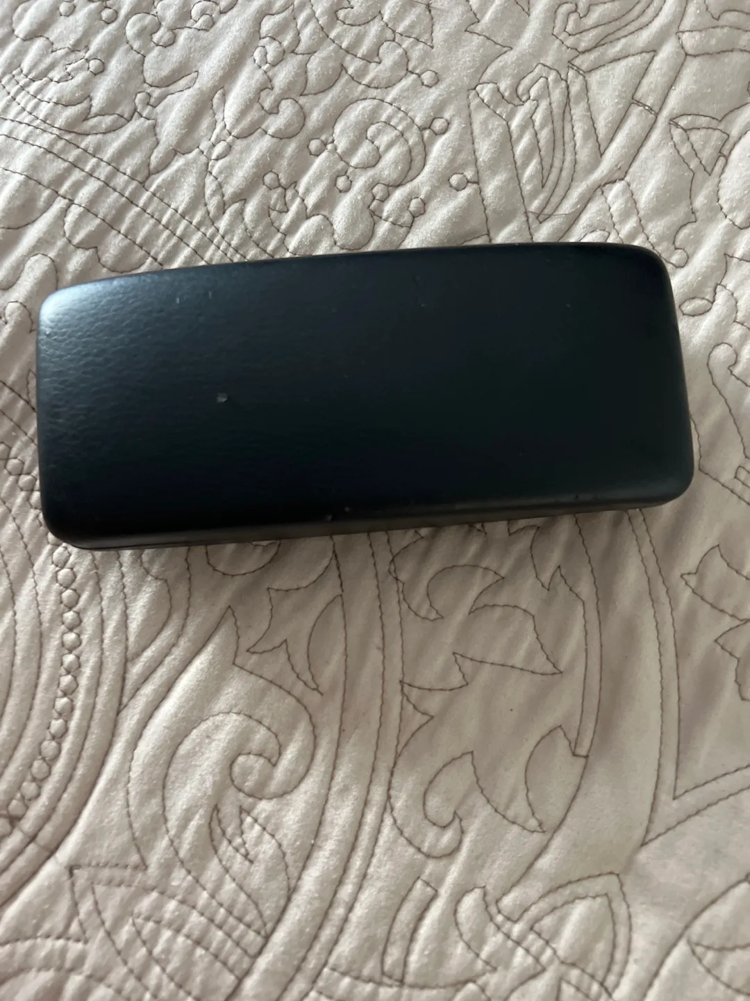 Sunlites Clip Magnetology Eyeglass Case image indicator(3)