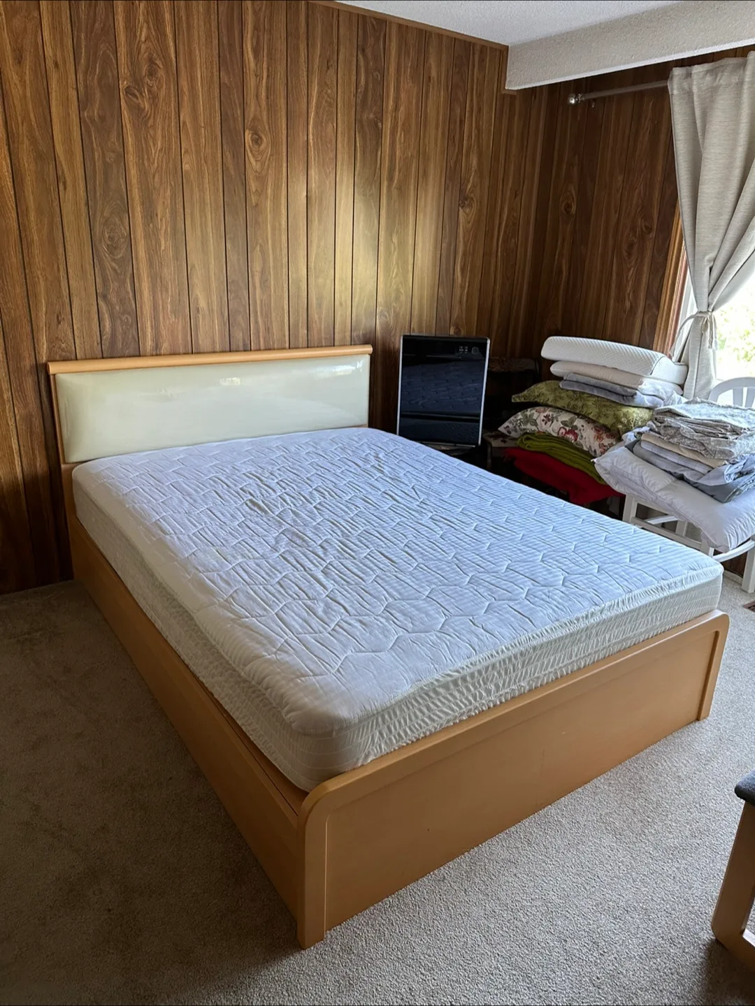 Queen Bed Frame w Storage + Mattress pick up only 8 holita rd thumbnail