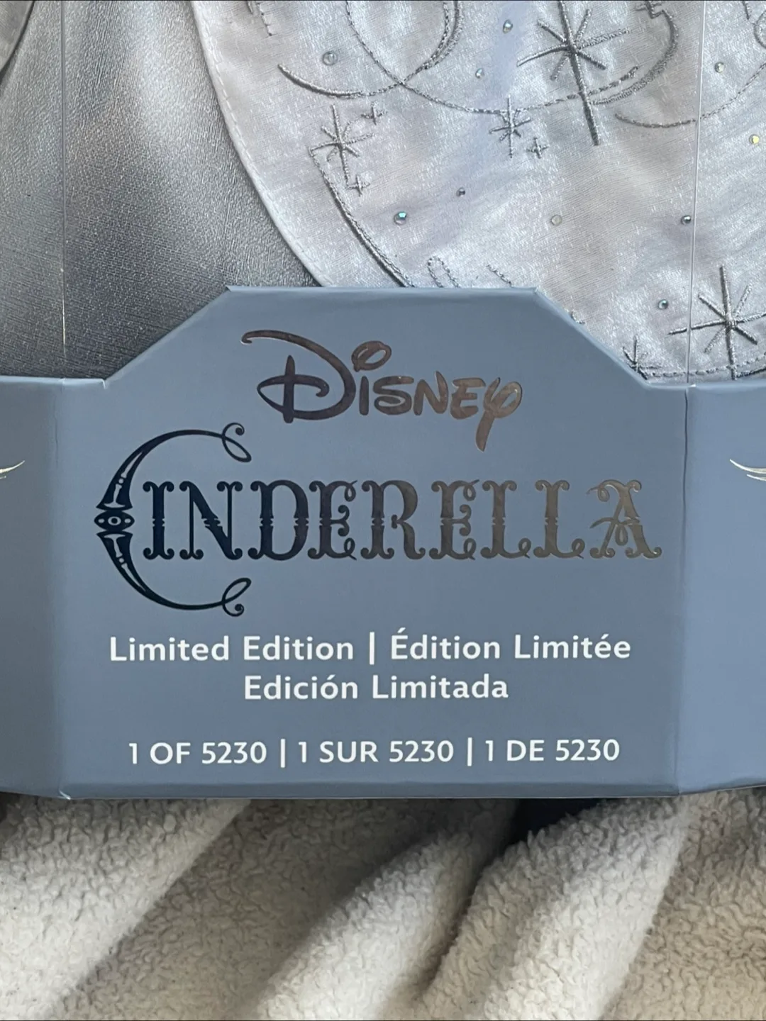 Disney Cinderella 75th Anniversary Limited Edition Doll image indicator(8)