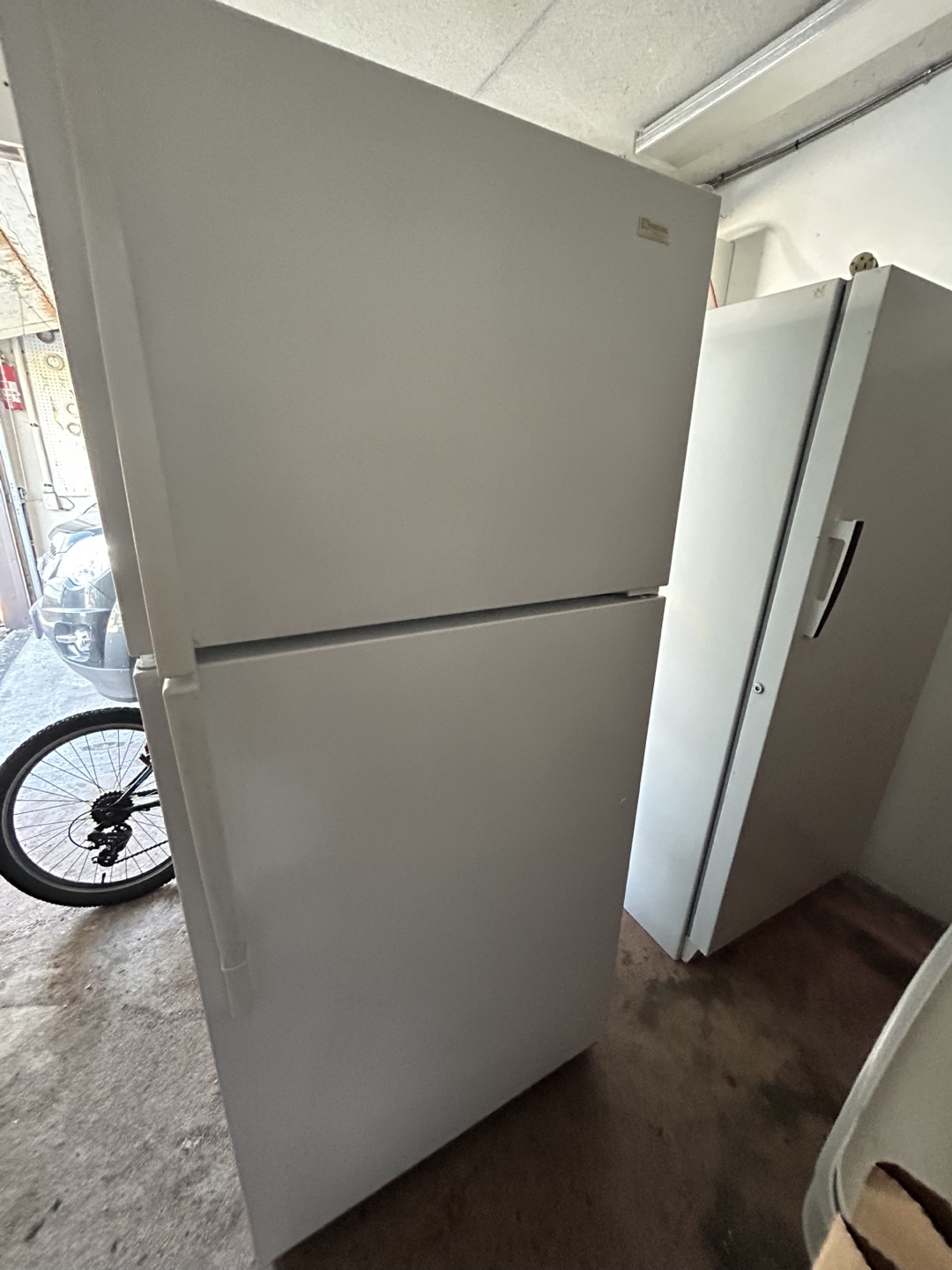 Maytag Performa Refrigerator - Model PTB1954GR - photo 2