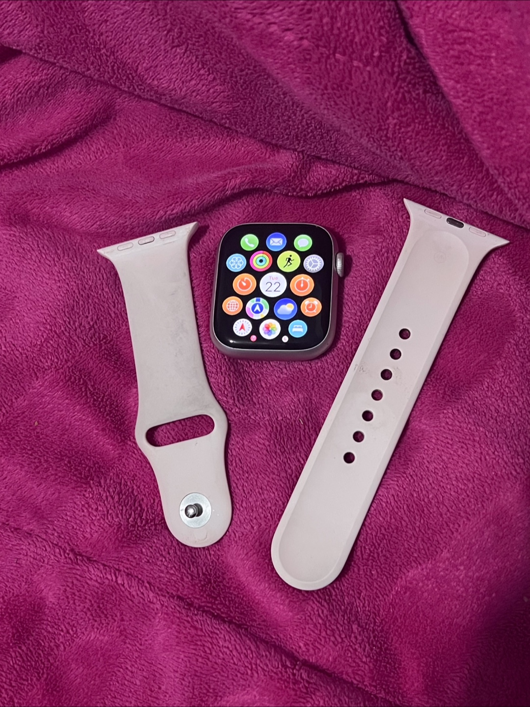 *LIKE NEW* LIGHT PINK Apple Watch Series 9 45mm GPS+Cellular - photo 2