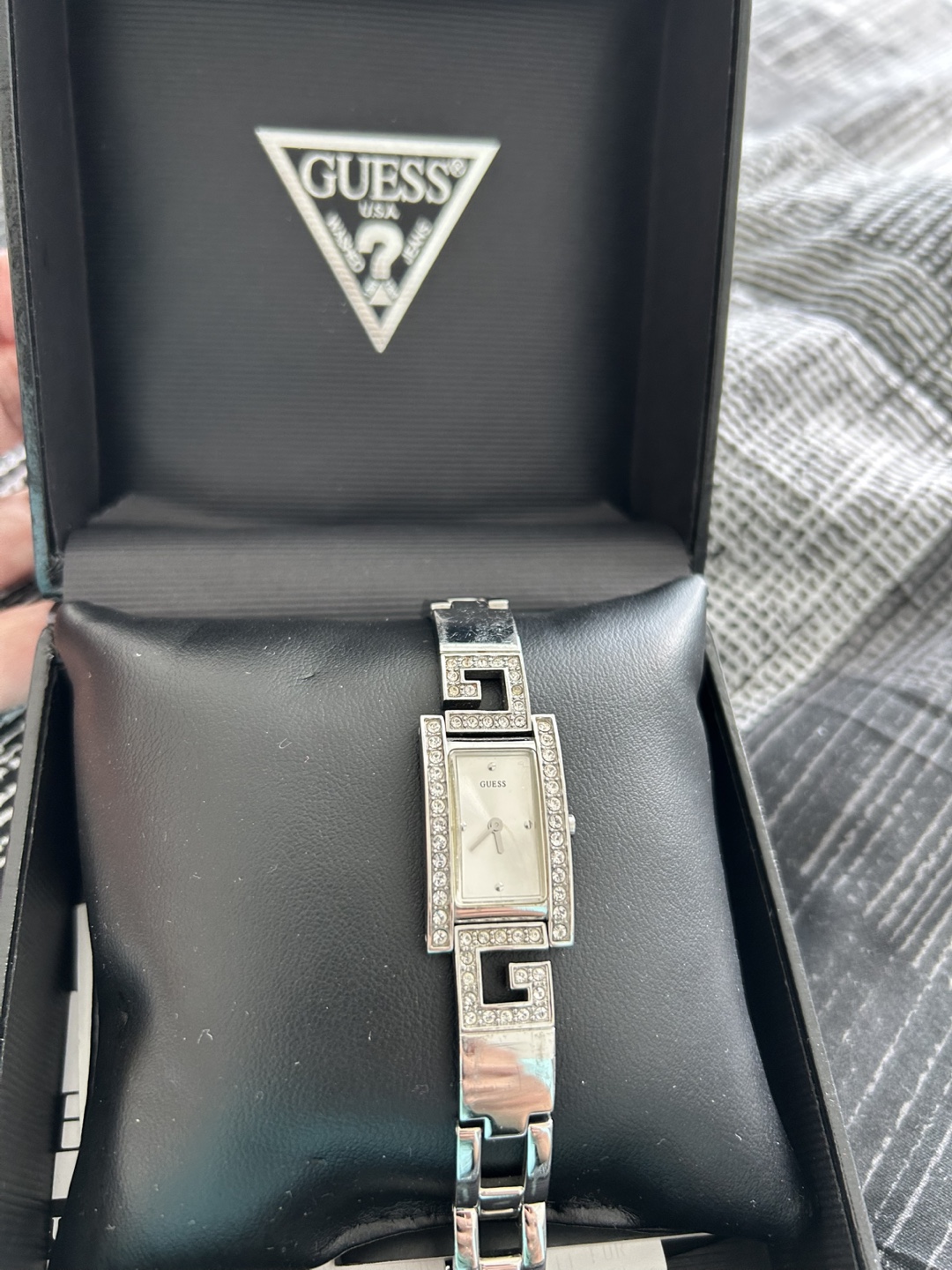 Guess Women's Silver-Tone Bracelet Watch - photo 2