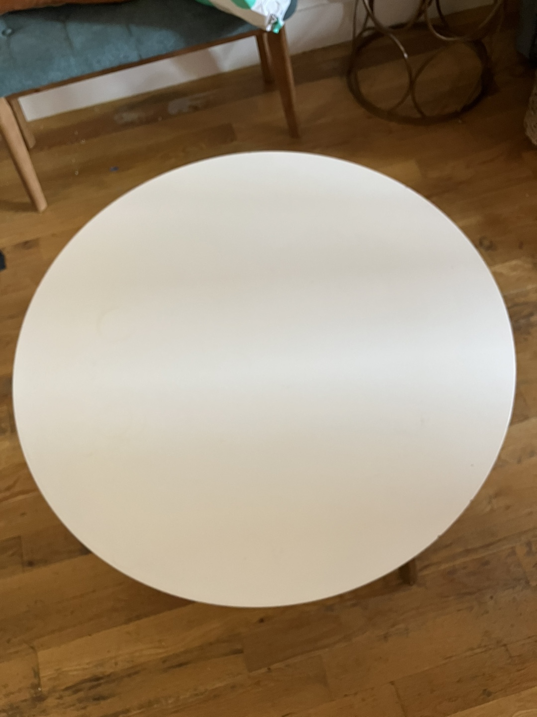 MCM Round White Coffee Table - photo 2