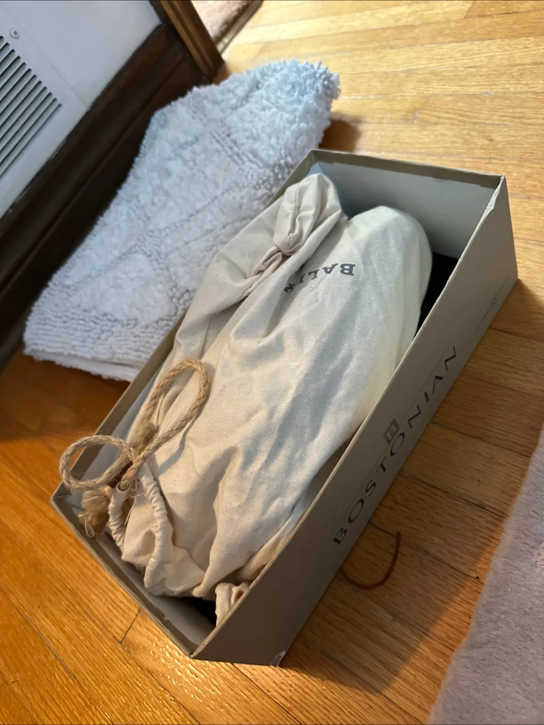 Bostonian Black Dress Shoes Size M8 image indicator(4)