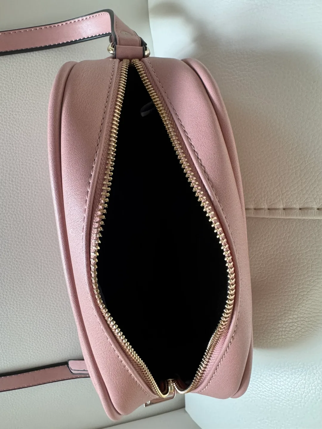 True Religion Pink Crossbody Bag image indicator(5)