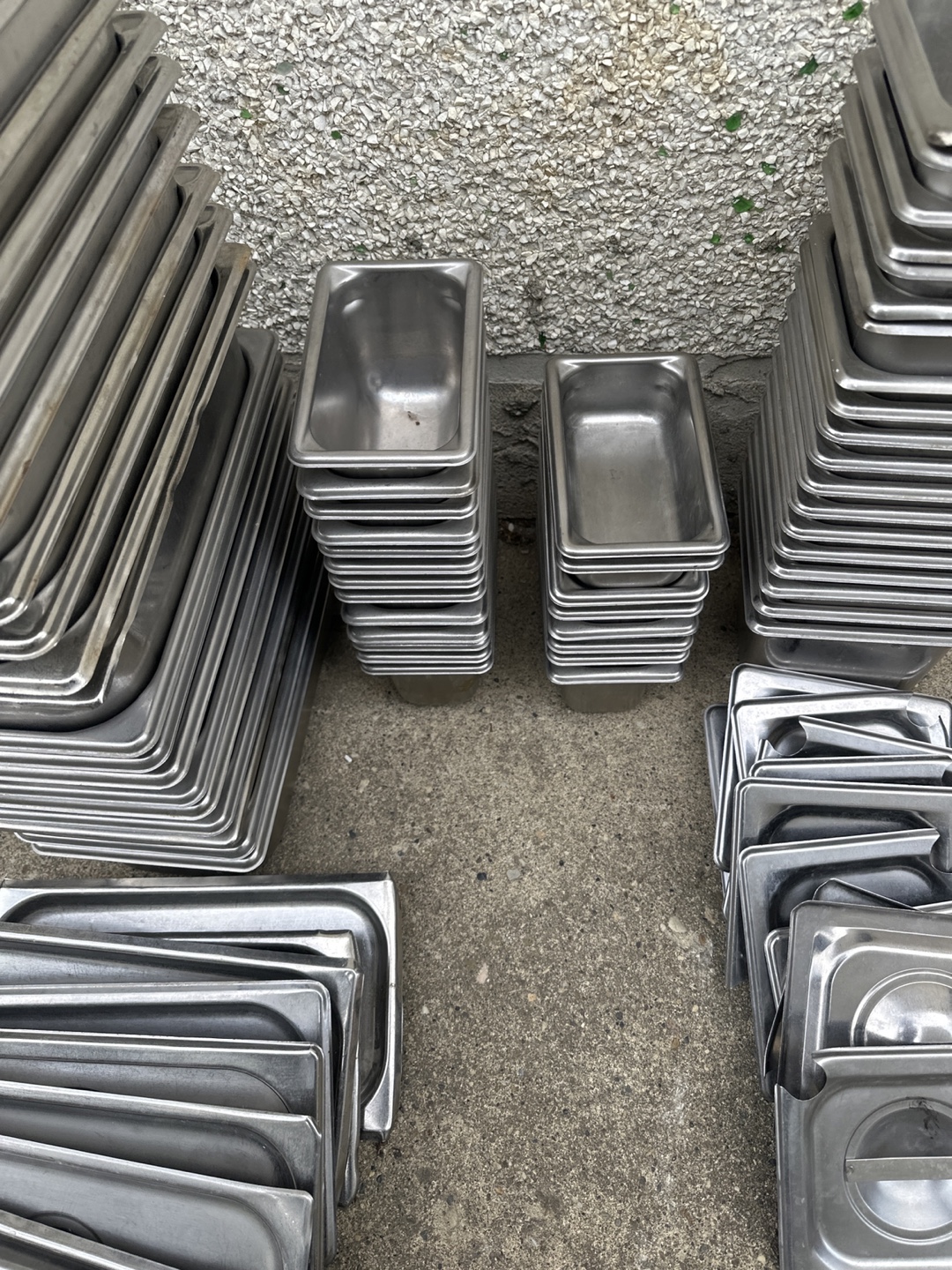 Stainless Steel Food Trays - Assorted Sizes - photo 4